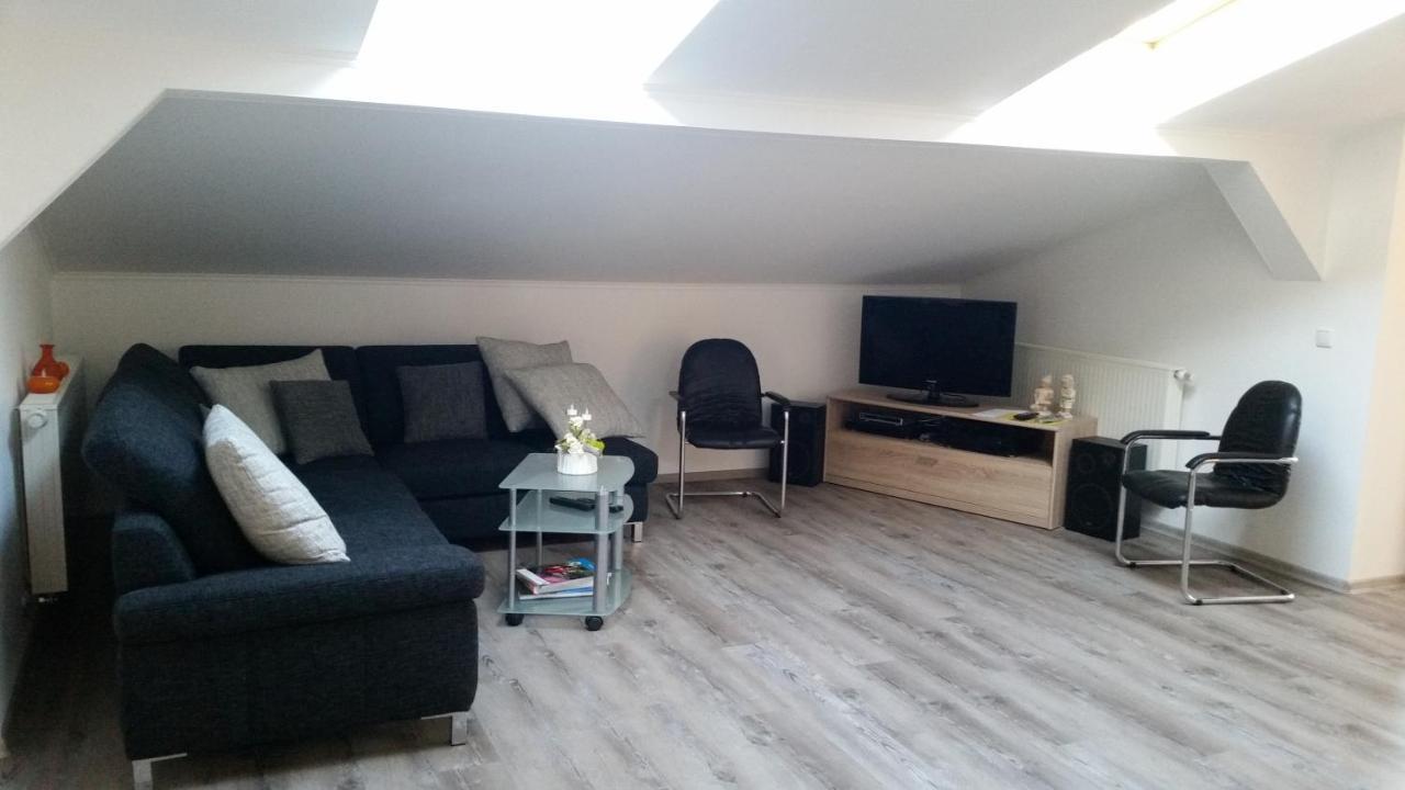 Ferienwohnung "Burgblick" An der Schmucke Exterior photo